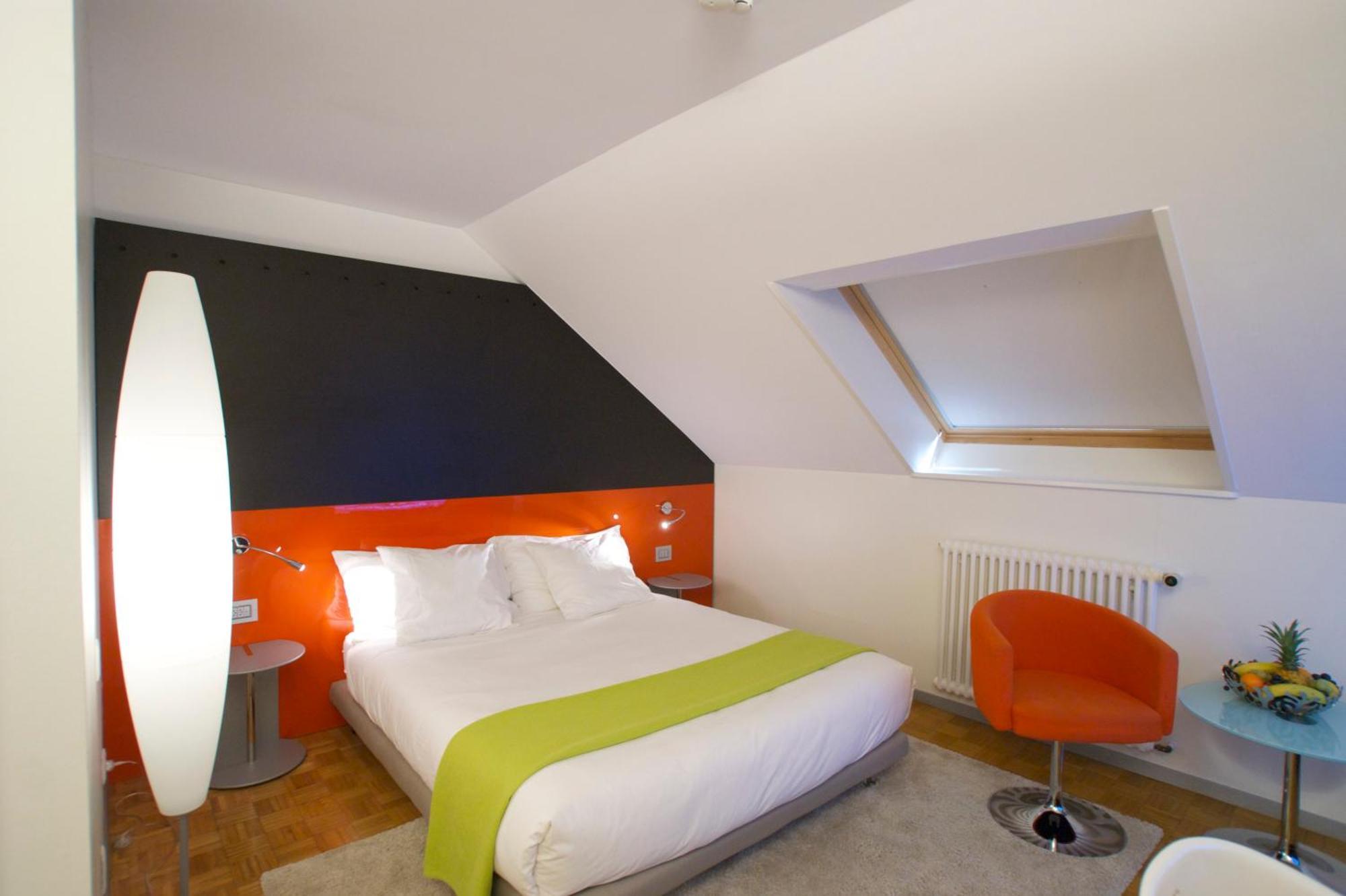 Design F6 Hotel